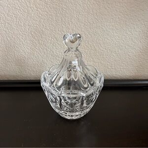Vintage 70’s 5th Avenue Lead Crystal Heart Candy Dish Cherish Sweetheart Covered